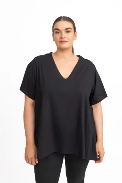 Hannah V Neck Basic T-Shirt Black