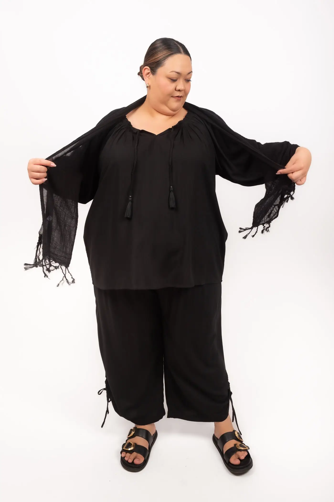 Rami Scarf Black - Image 2