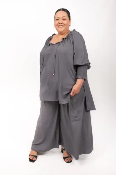 Holly High Low Charcoal (FINAL SALE)