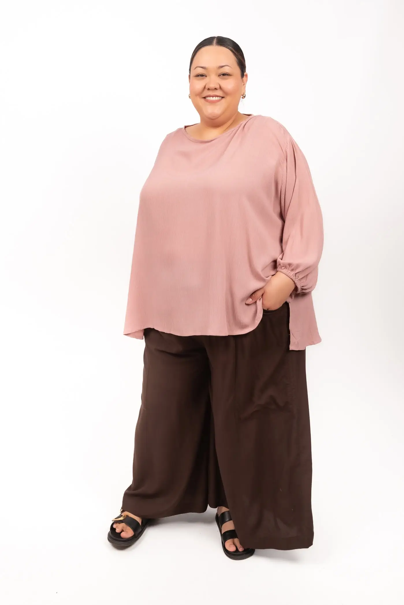 Harrison Long Sleeve Petite Round Neck Dusty Pink (FINAL SALE) - Image 3
