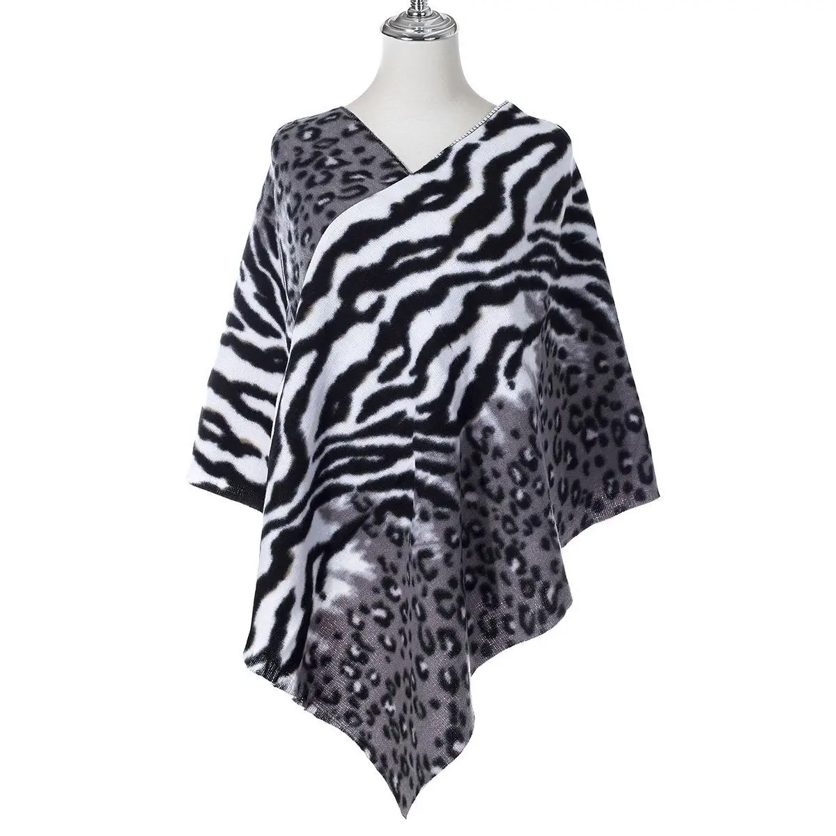 Poncho Animal Grey