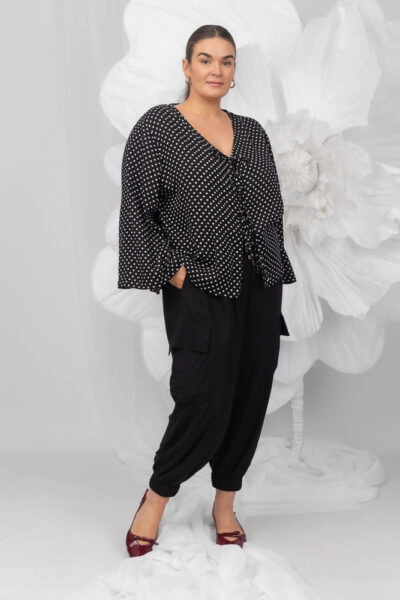 Tie Front Top Black/White Spot